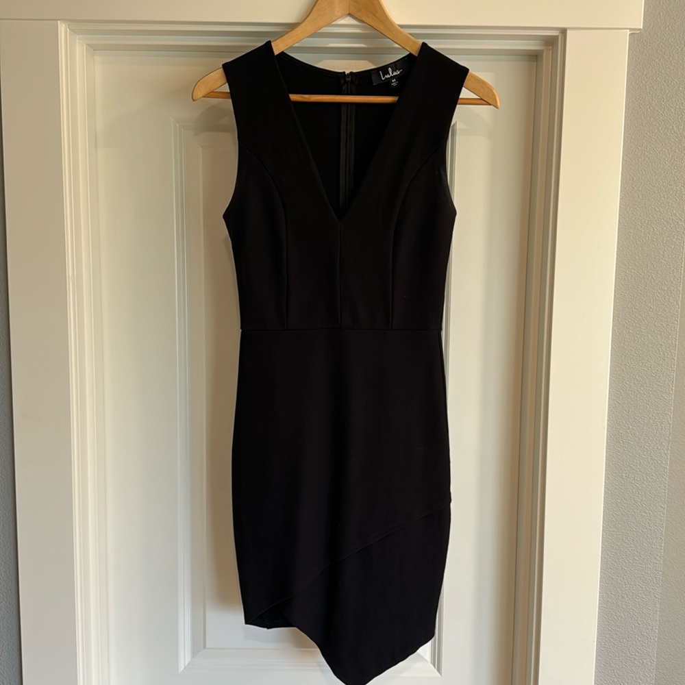 Lulus black dress